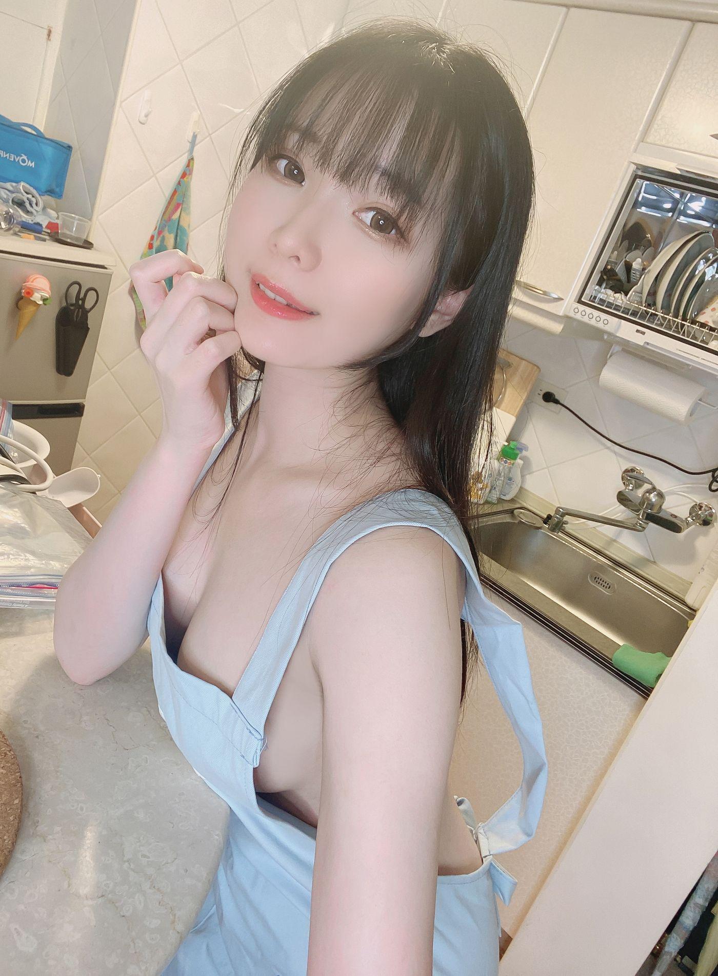 霜月shimo NO.050 fantia 10-12月会员合集(17期) -[2021-11] 裸エプロン__━(___)━![13P]插图