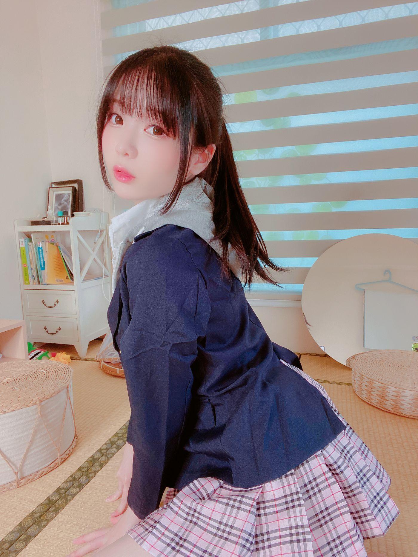 霜月shimo NO.067 Fantia 2022年10月会员合集(5期) -2022-10-28 幼馴染? [22P-171.67MB][22P]插图5