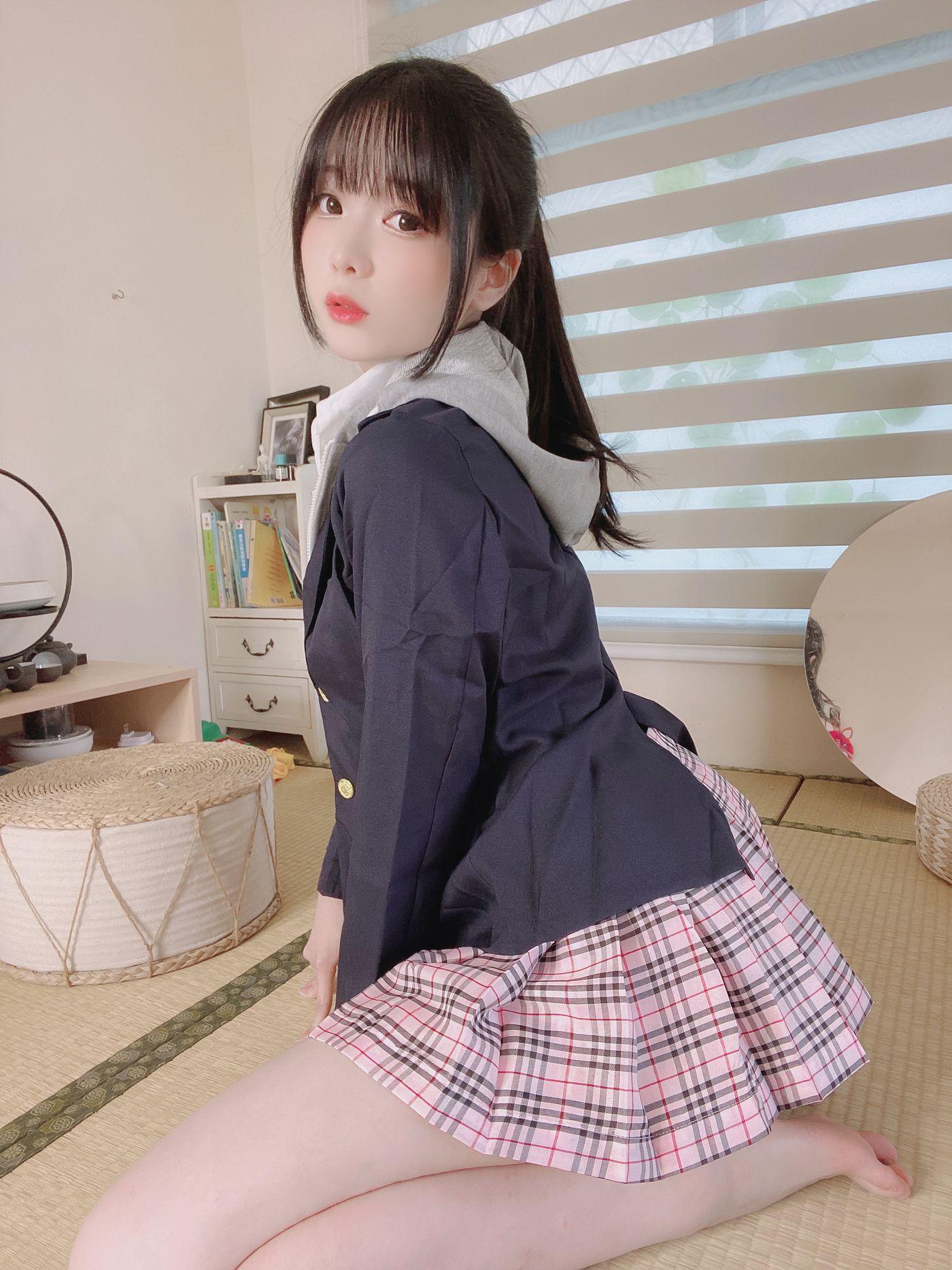 霜月shimo NO.067 Fantia 2022年10月会员合集(5期) -2022-10-28 幼馴染? [22P-171.67MB][22P]插图6