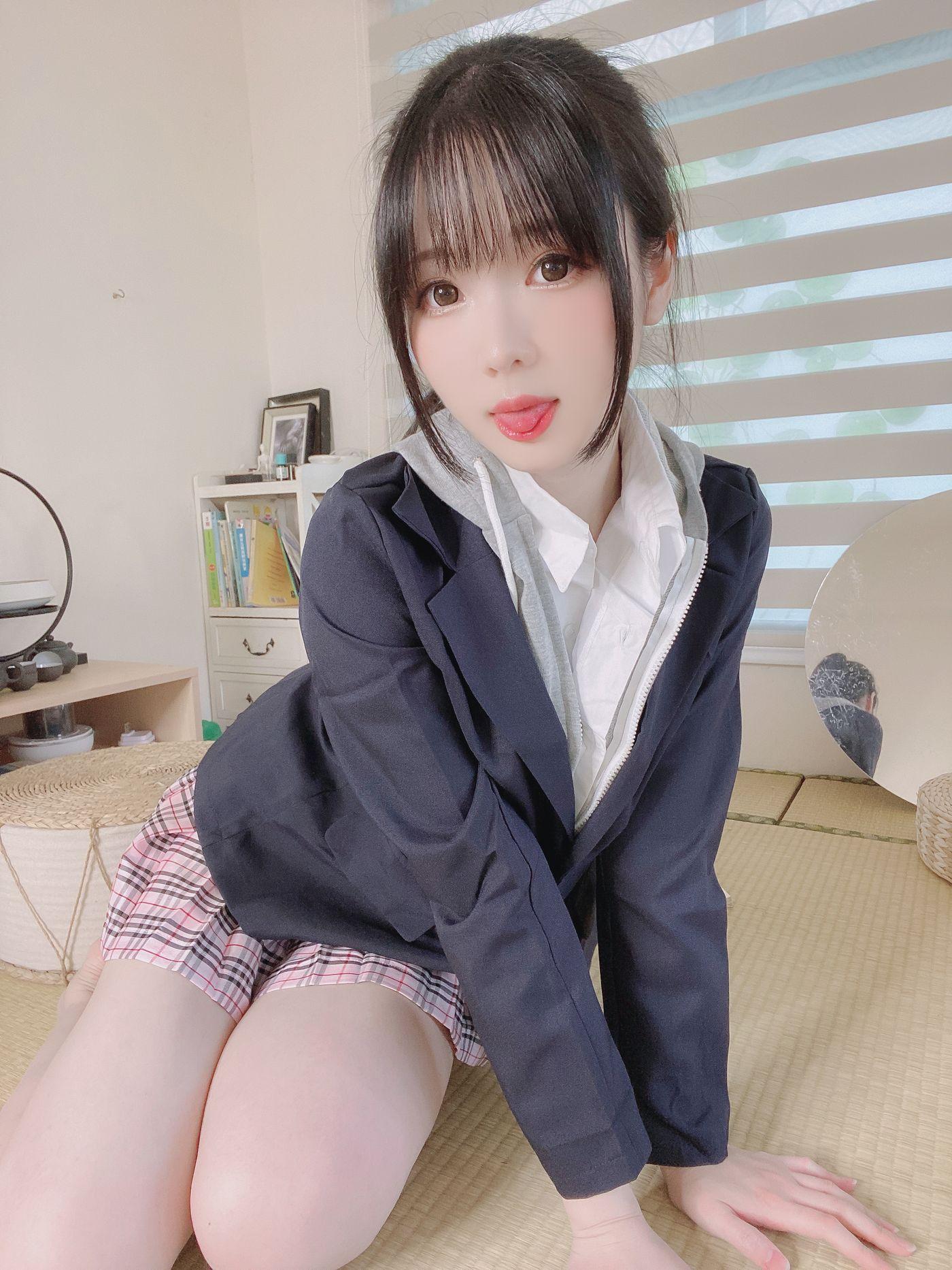 霜月shimo NO.067 Fantia 2022年10月会员合集(5期) -2022-10-28 幼馴染? [22P-171.67MB][22P]插图7