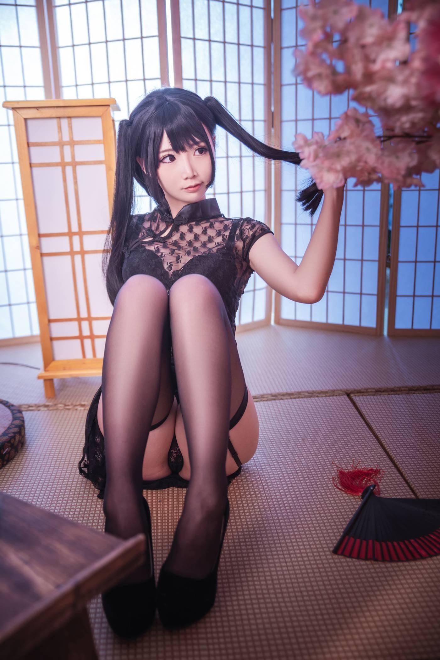 面饼仙儿 – NO.18 黑丝情趣旗袍 [21P]插图6
