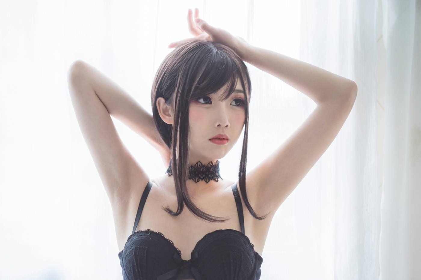 面饼仙儿 – NO.12 脑内少女 黑色束衣 [13P]插图5