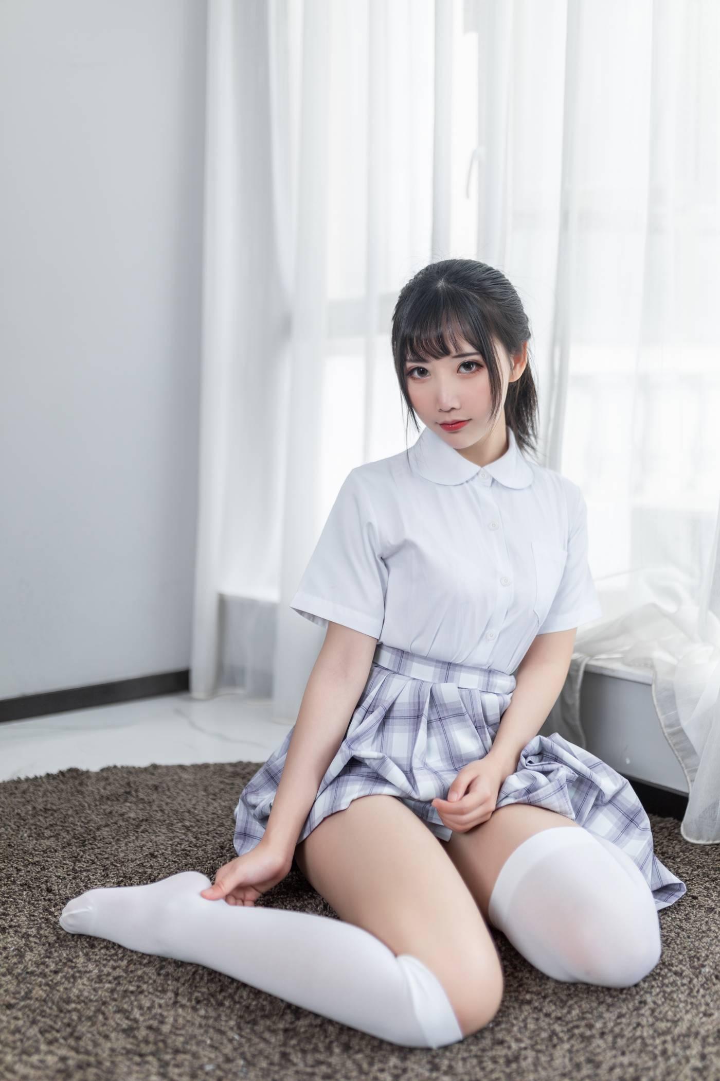 面饼仙儿 – NO.74 制服少女 [40P]插图
