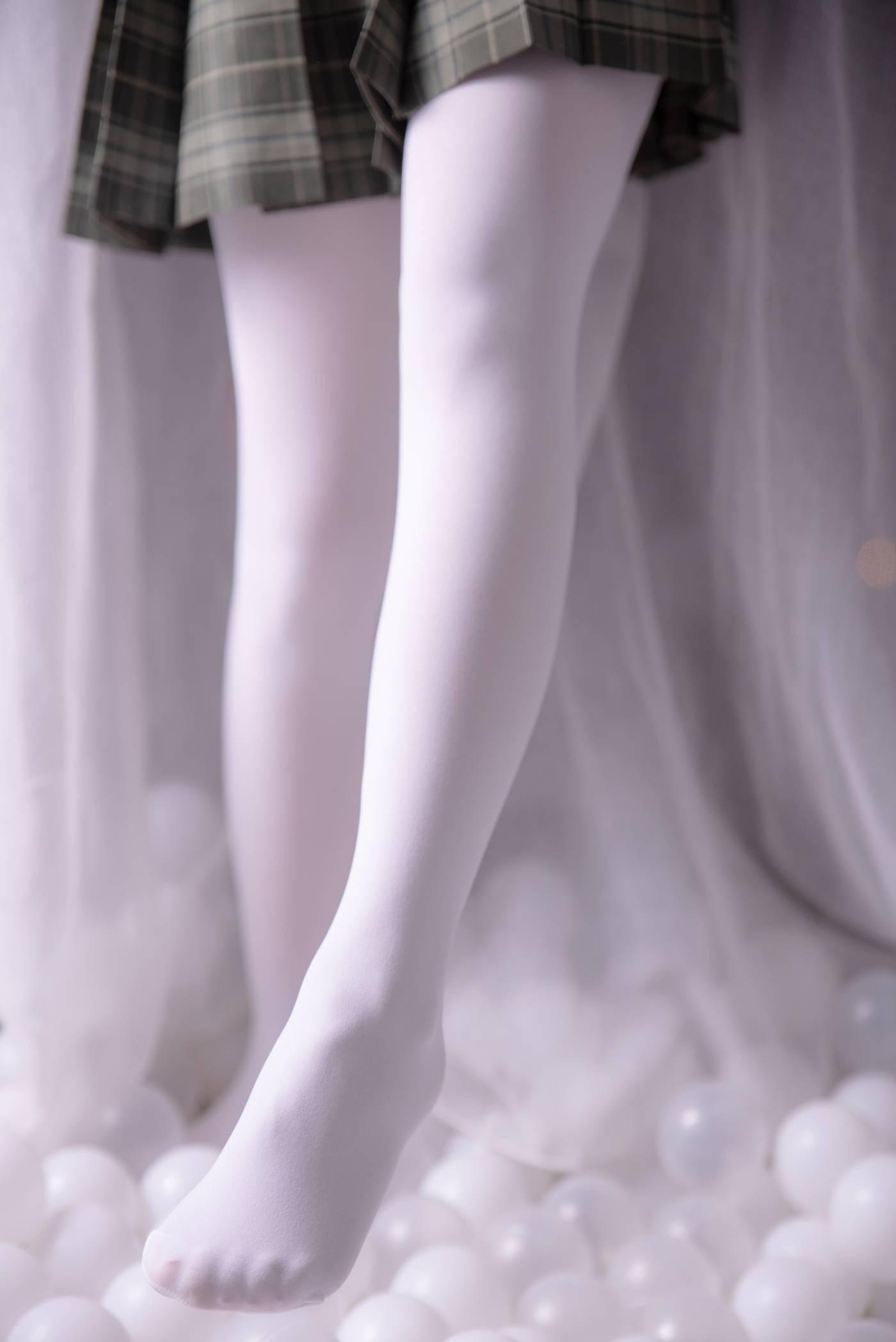 面饼仙儿 – NO.65 纯腿福利 [44P]插图4