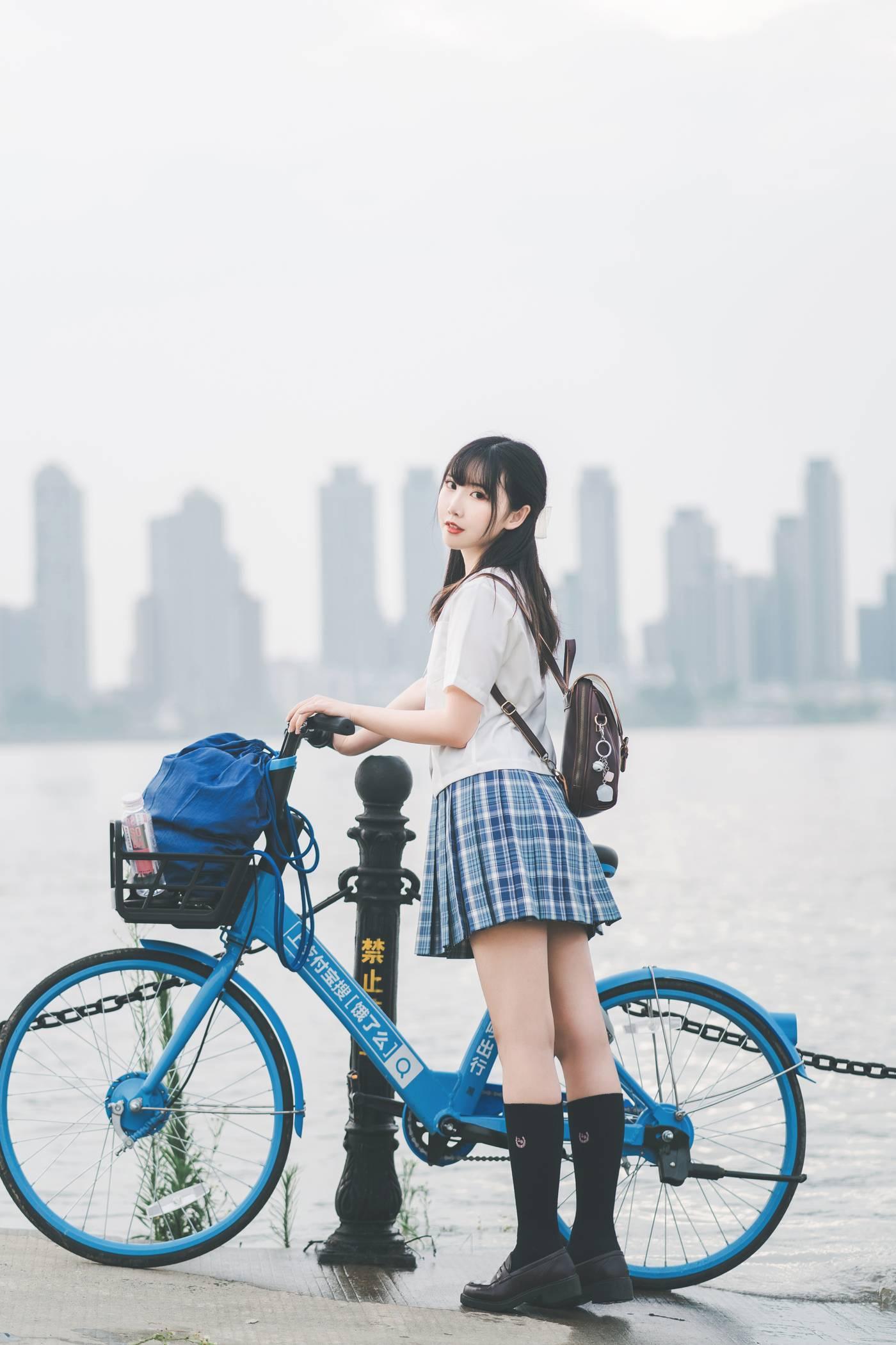 面饼仙儿 – NO.85 沙雕JK [22P]插图1