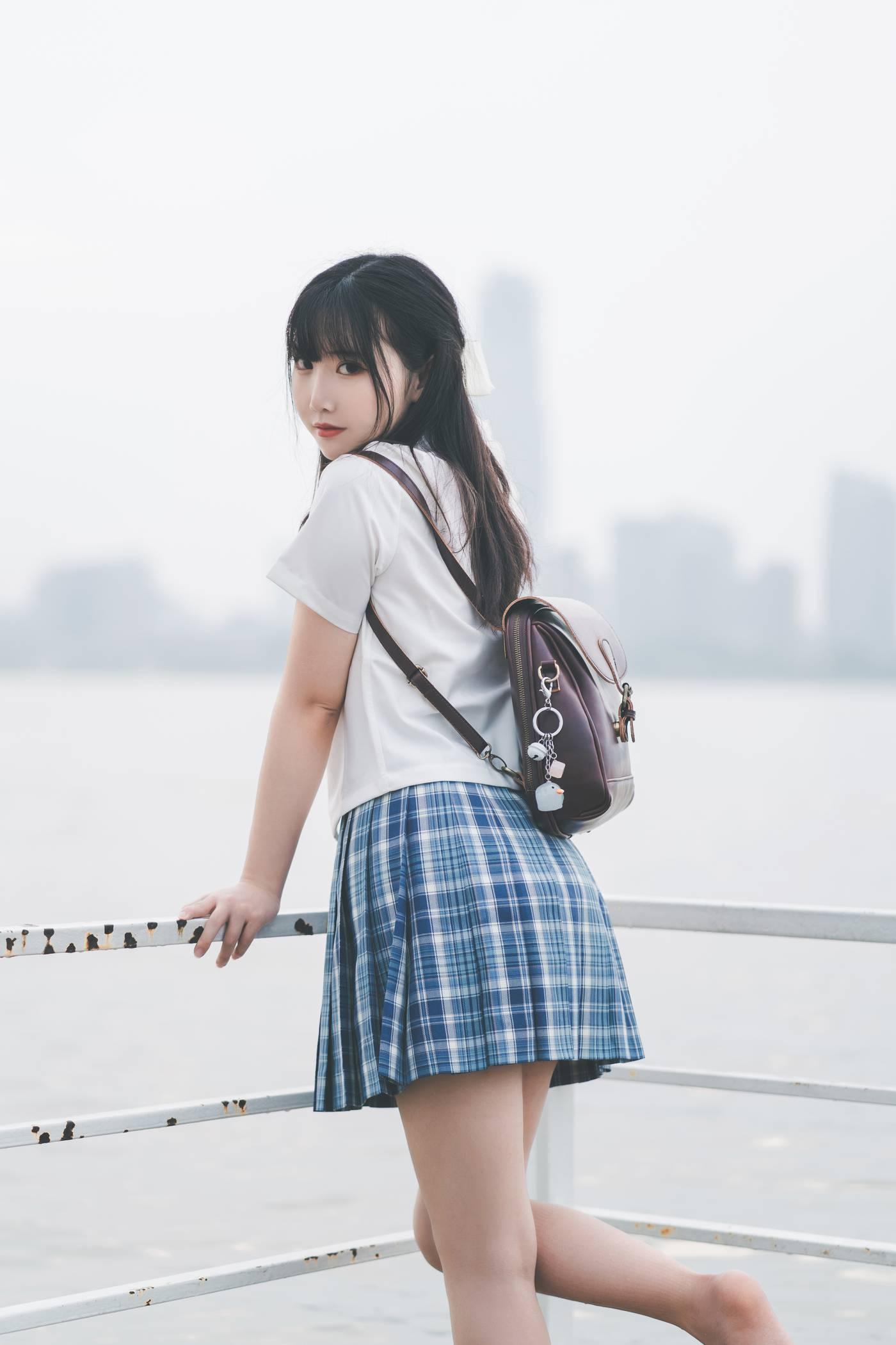 面饼仙儿 – NO.85 沙雕JK [22P]插图1