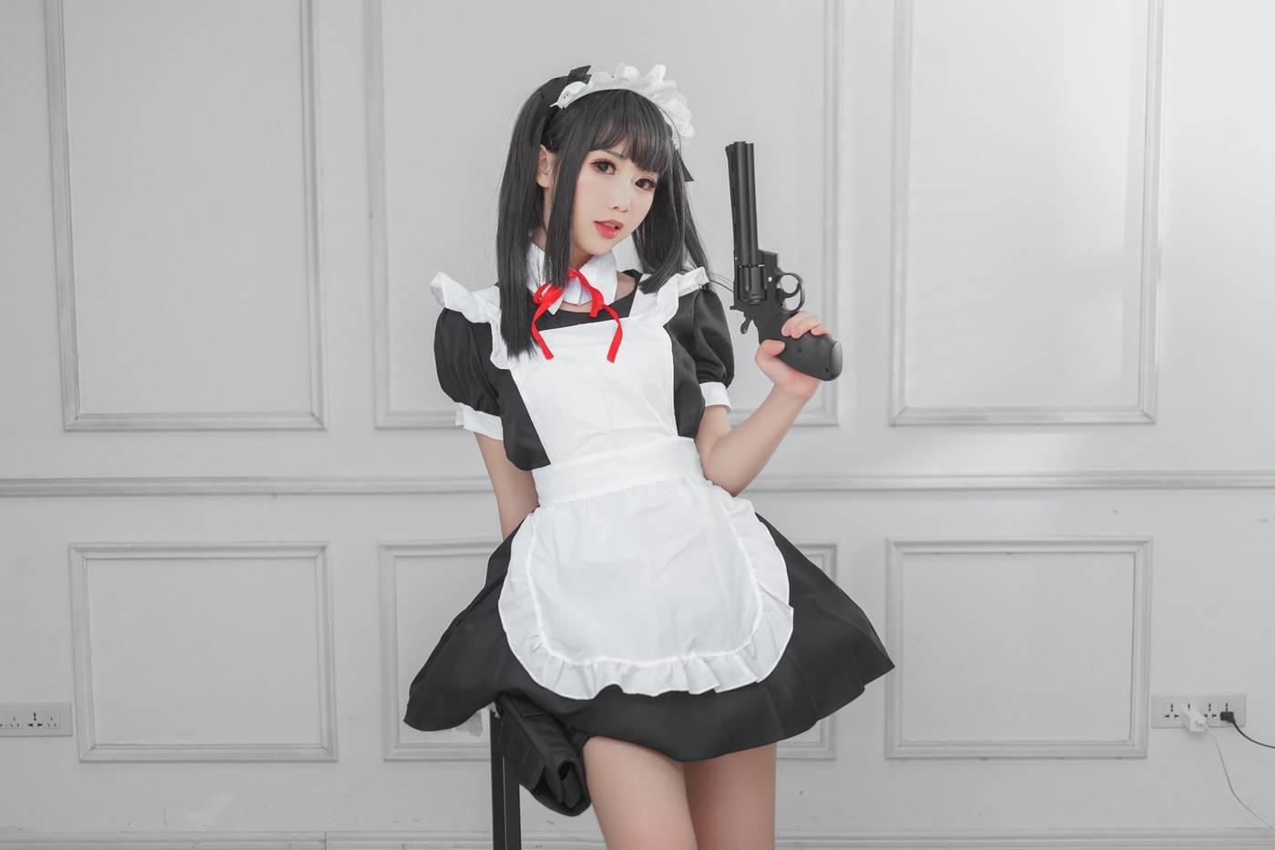 面饼仙儿 – NO.67 左轮女仆 [15P]插图5