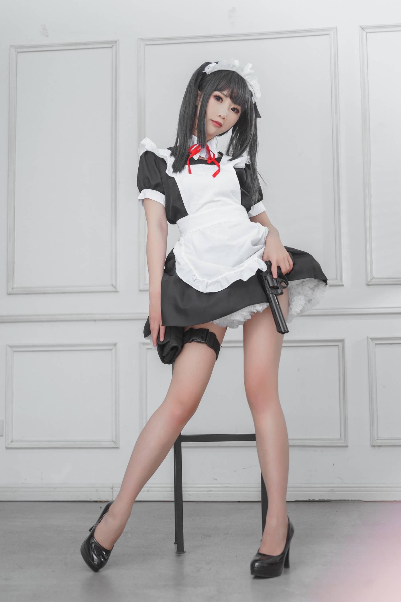 面饼仙儿 – NO.67 左轮女仆 [15P]插图6