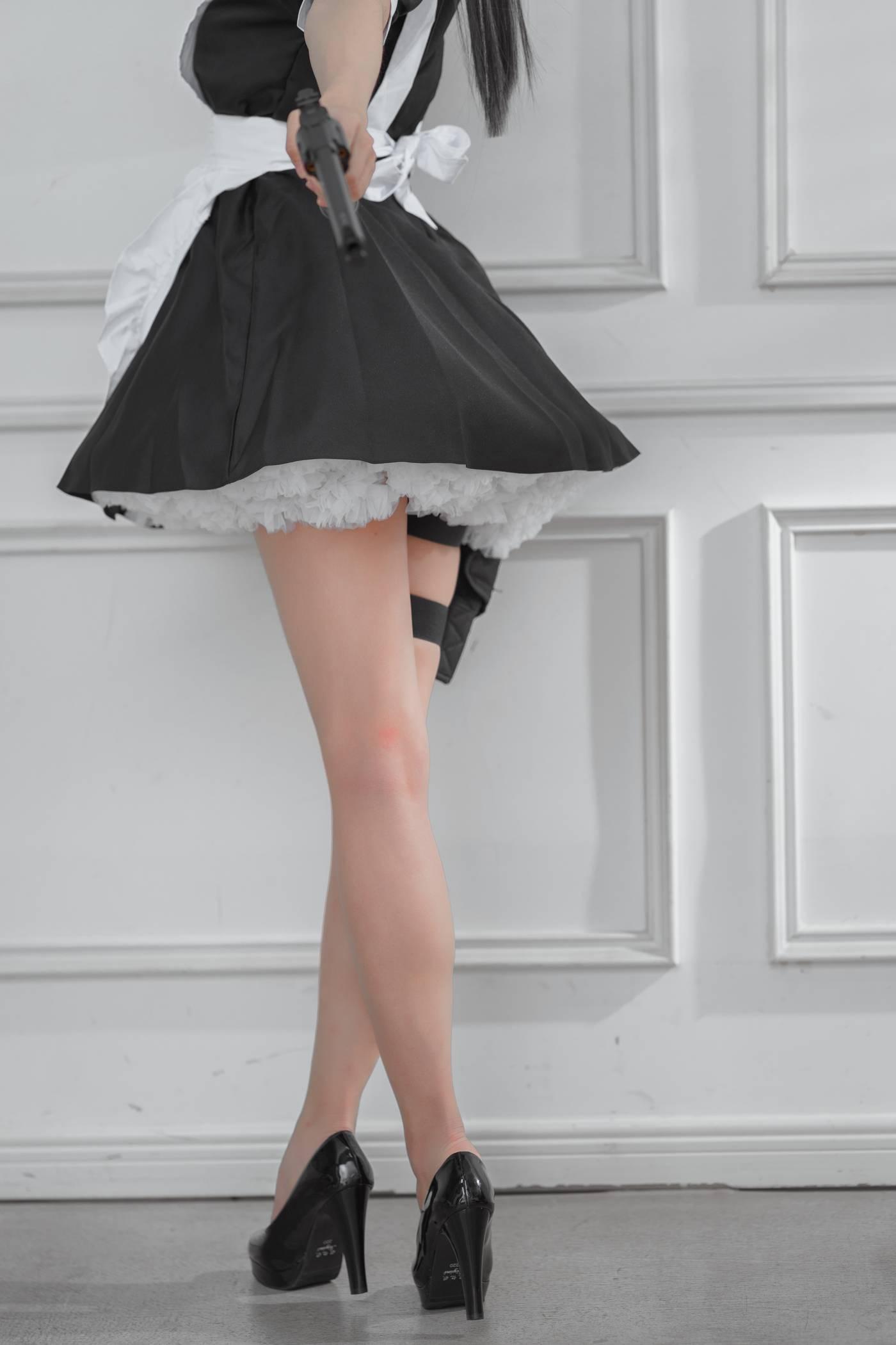 面饼仙儿 – NO.67 左轮女仆 [15P]插图2