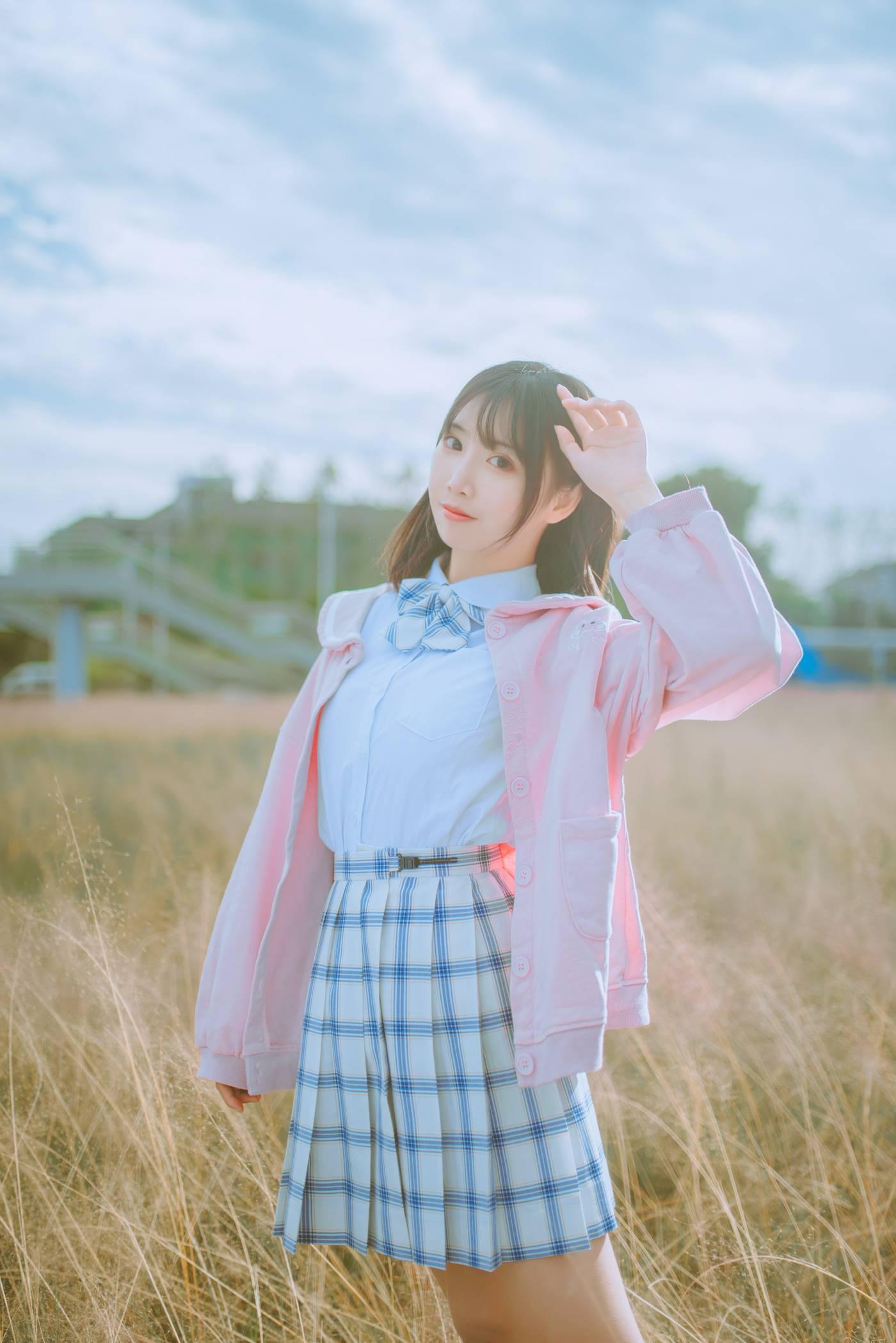 面饼仙儿 – NO.68 粉黛草JK [19P]插图1