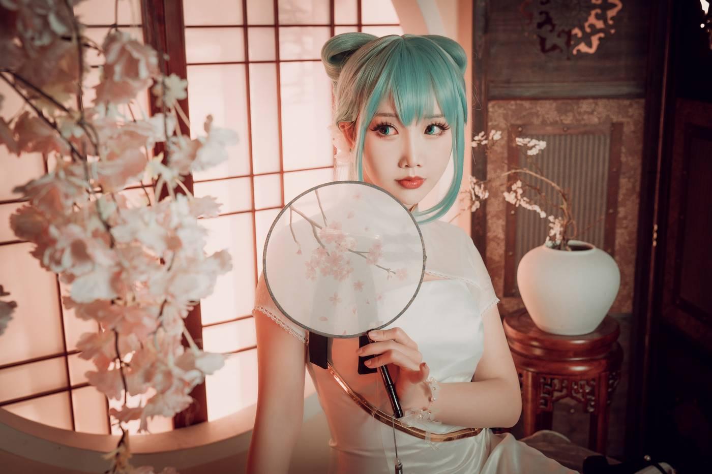 面饼仙儿 – NO.96 初音旗袍 [28P]插图1