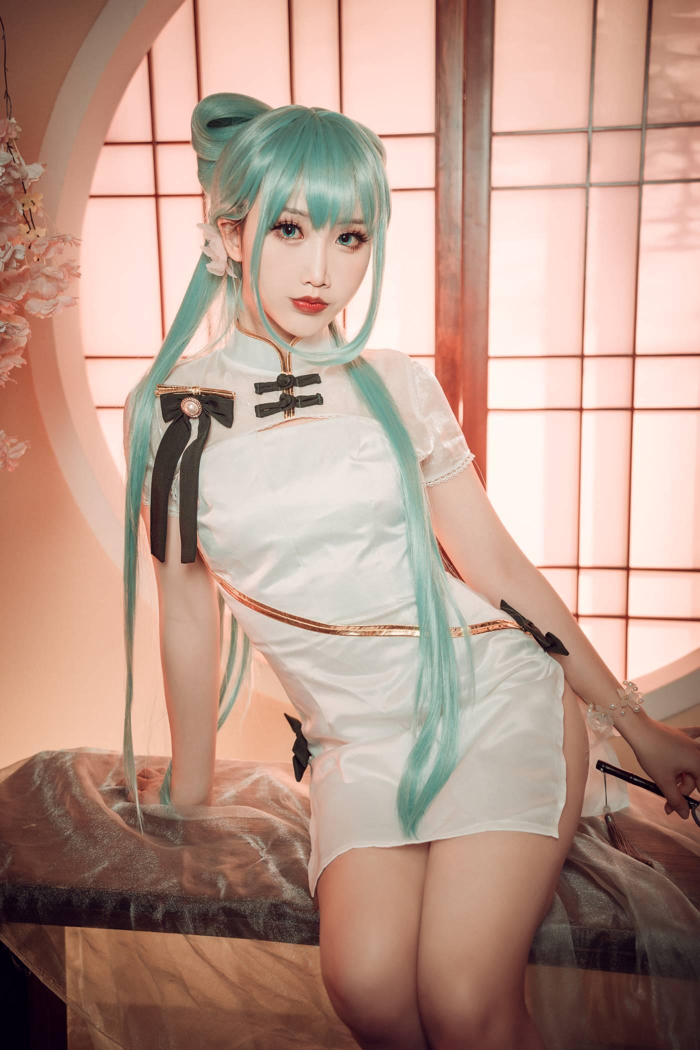 面饼仙儿 – NO.96 初音旗袍 [28P]插图2