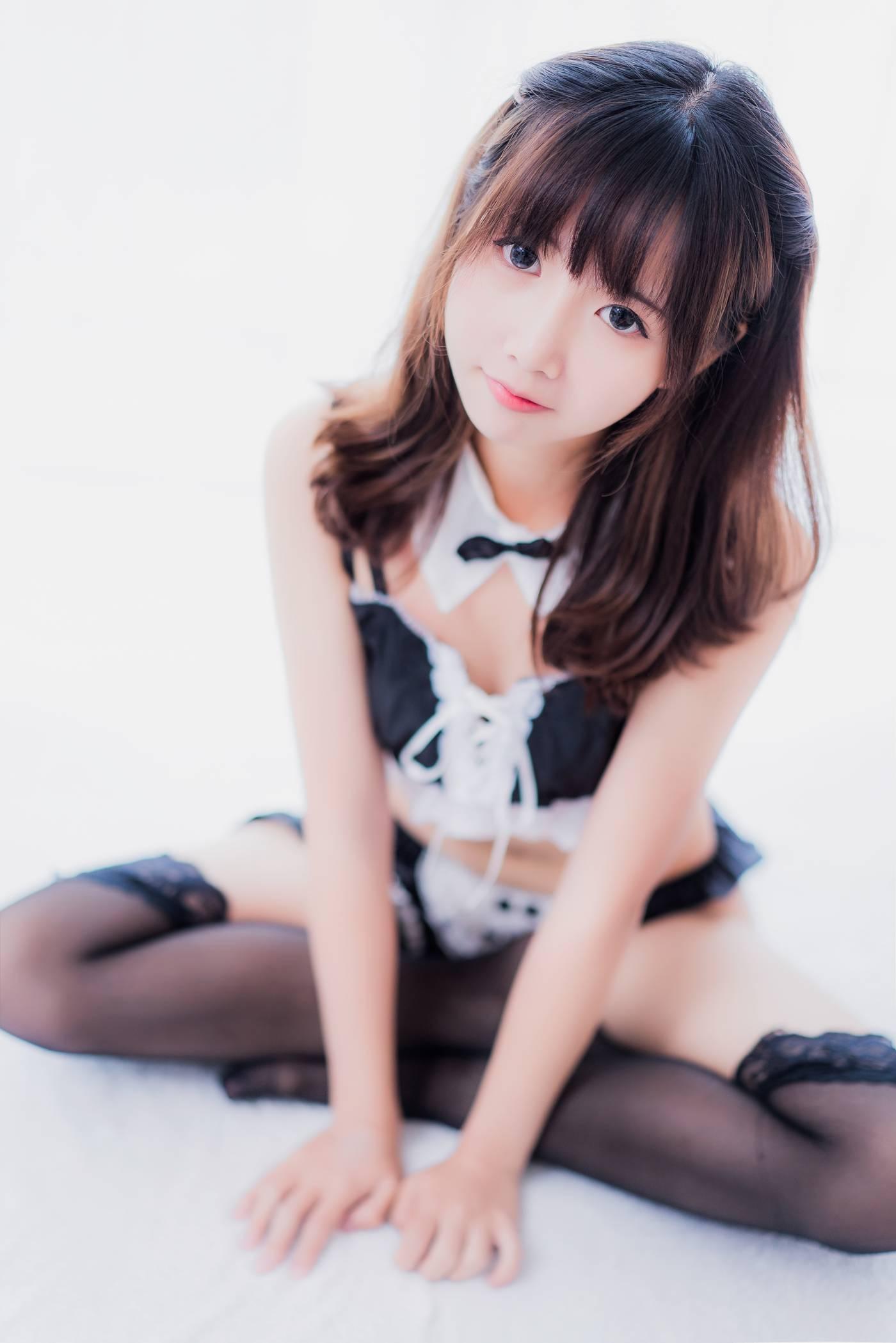 面饼仙儿 – NO.04 黑丝女仆私房 [25P]插图8