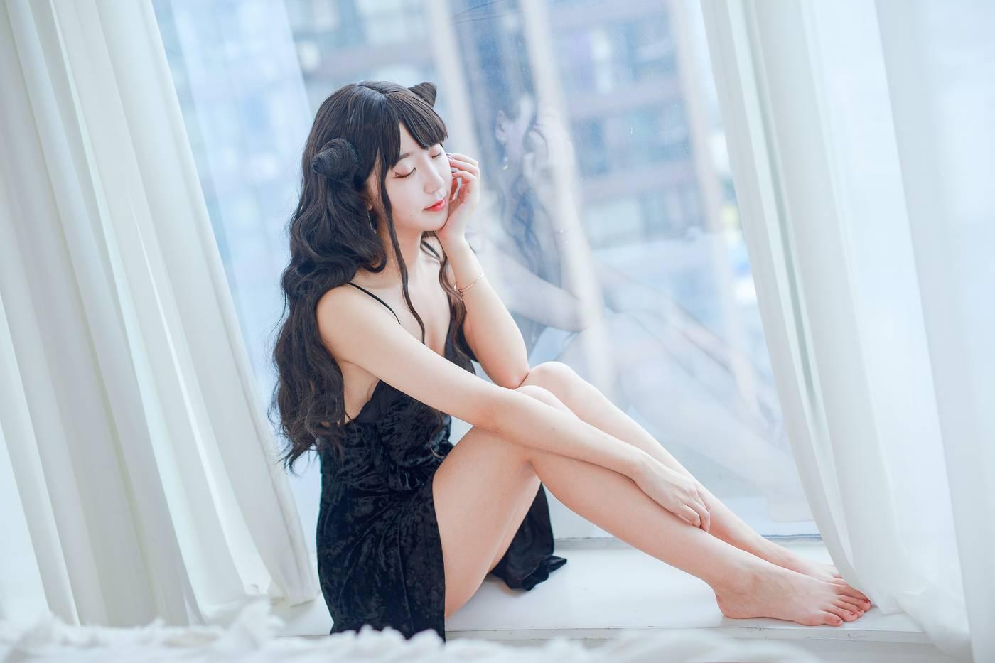 黑川 NO.16 小恶魔黑裙子 [31P]插图4