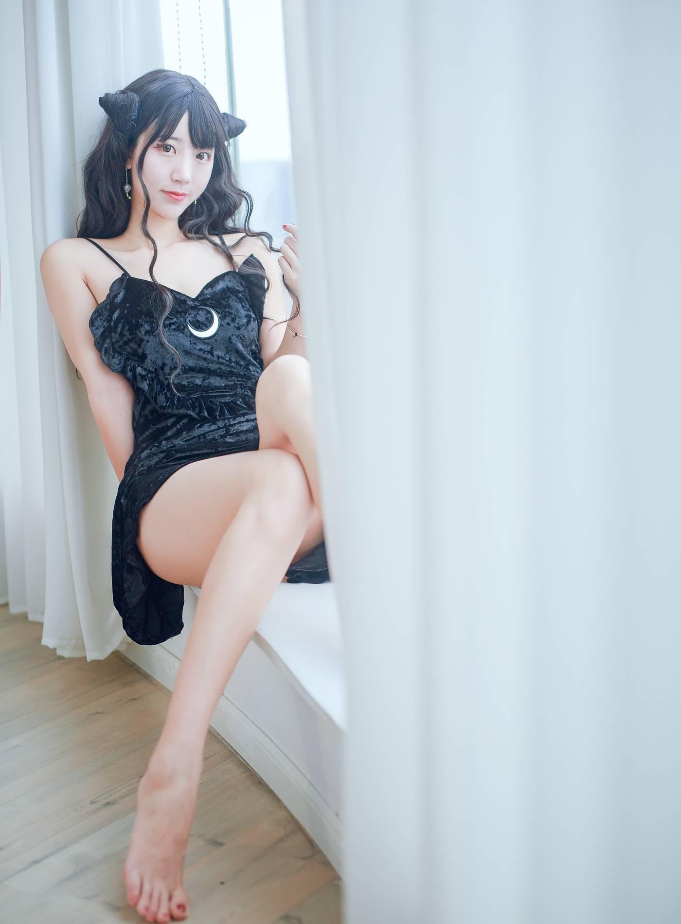 黑川 NO.16 小恶魔黑裙子 [31P]插图8