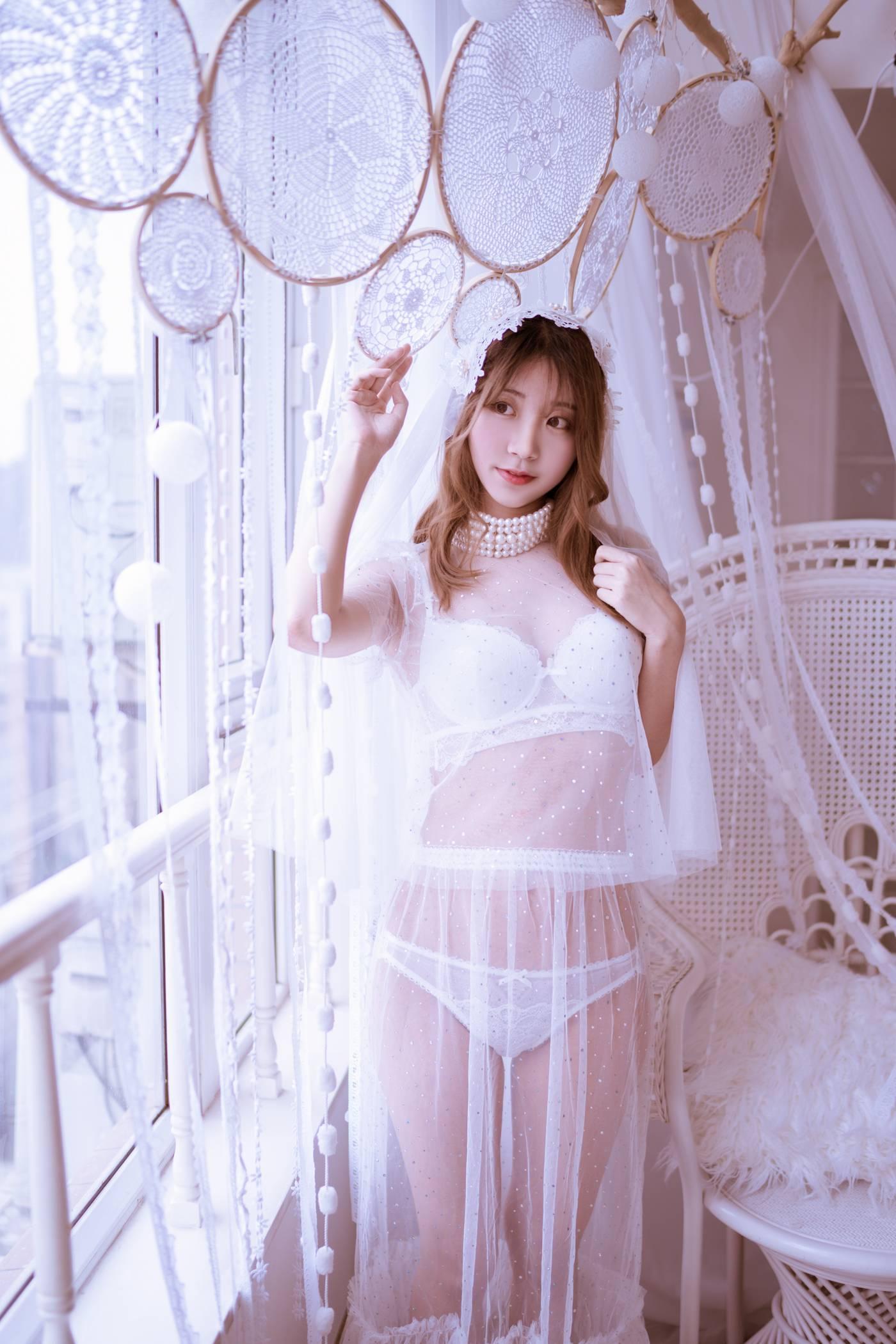 黑川 NO.34 白色婚纱 [27P]插图1