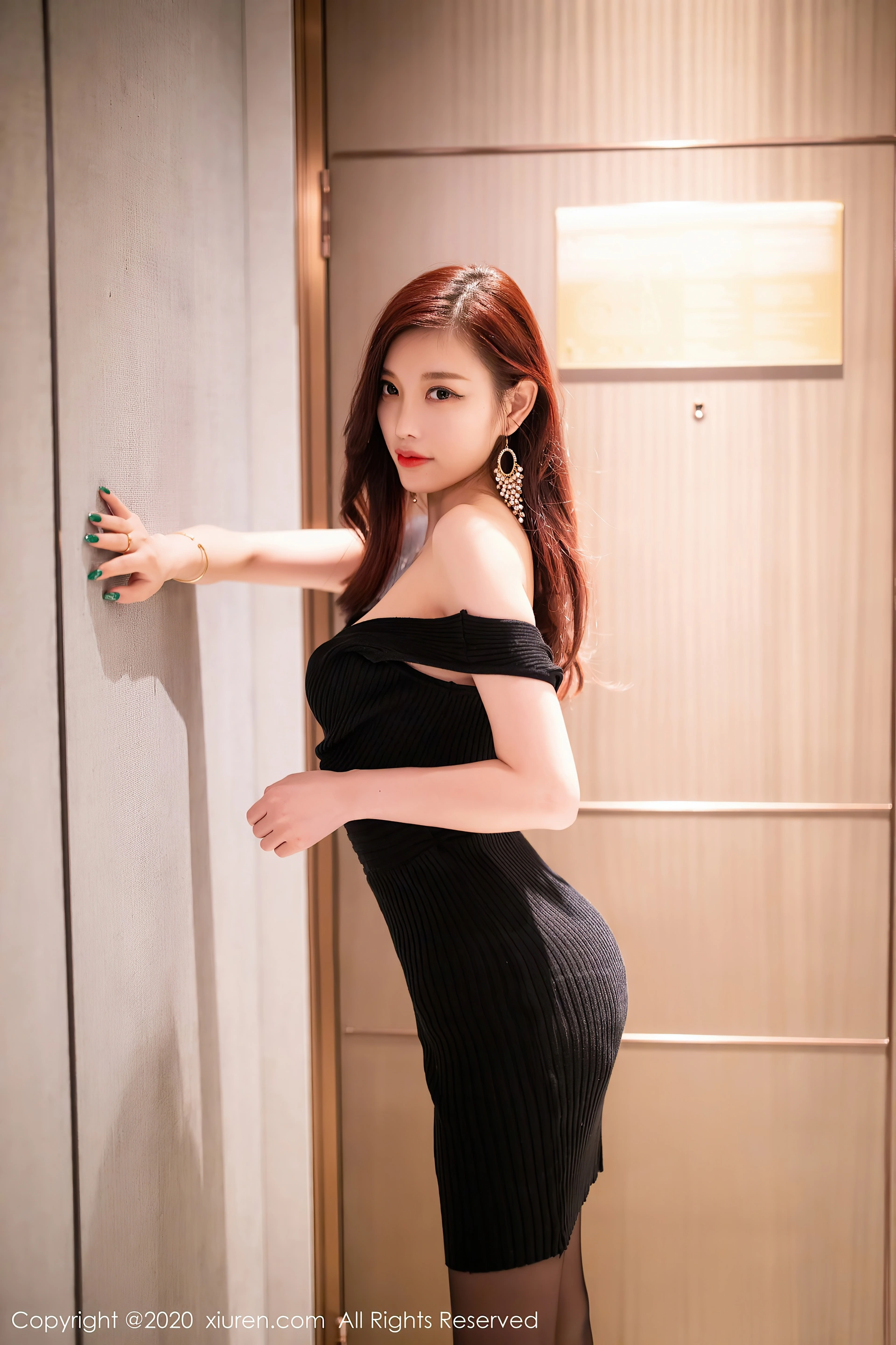 杨晨晨sugar - XIUREN秀人网 2020.10.27 VOL.2704 2