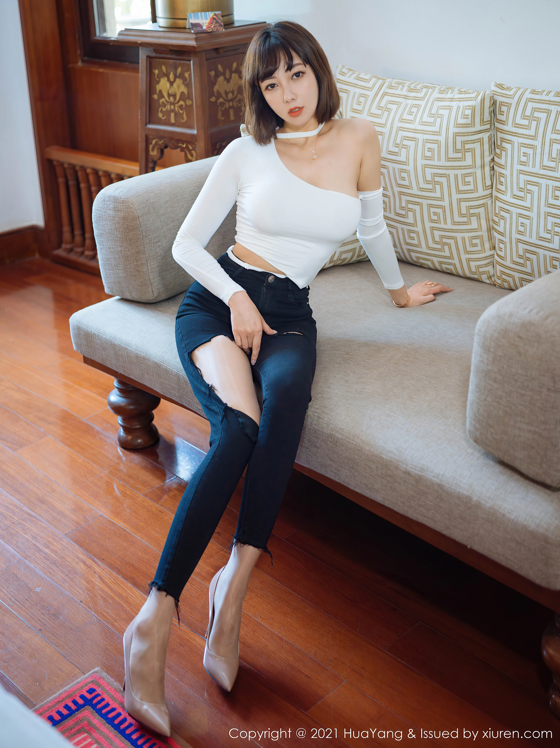 果儿Victoria - [HuaYang花漾]2021.06.16 VOL.414 0