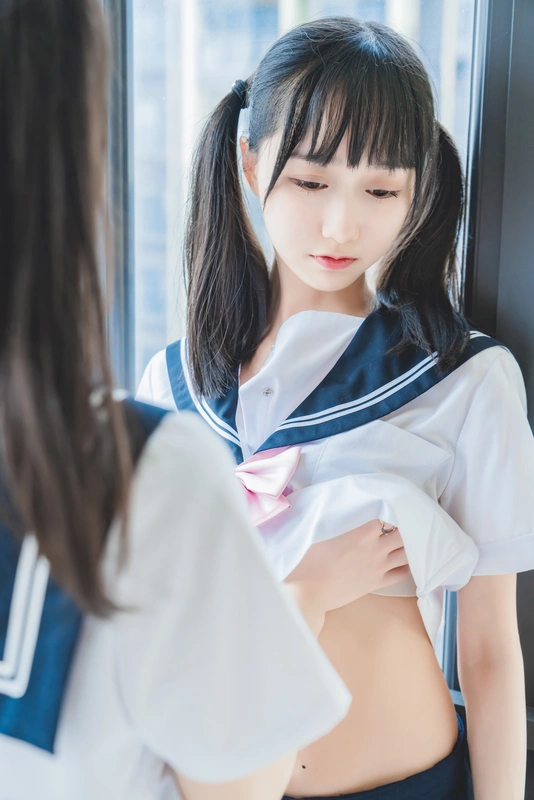 桜桃喵 - NO.036 她(制服×制服) 5