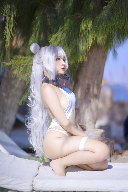 Sayo Momo - NO.03 Azur Lane Le Malin bikini 2