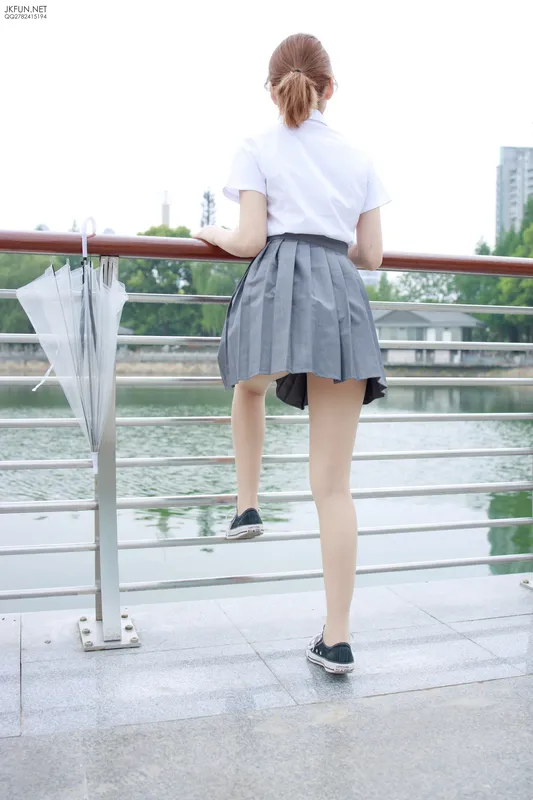 森萝财团 [JKFUN-005] 卉子 10D肉丝 [116P 1V] 15
