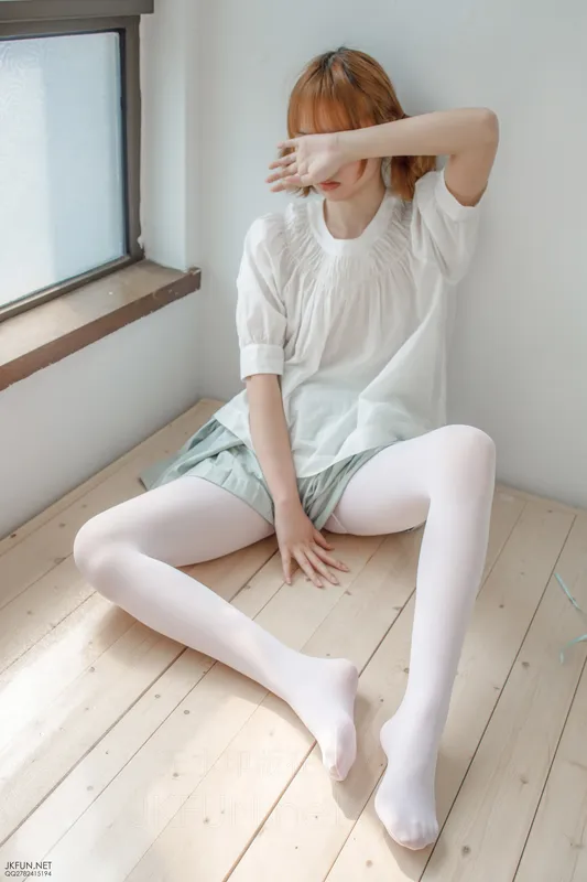 森萝财团 [JKFUN-009] 50D白丝按摩仪 [105P 1V] 11