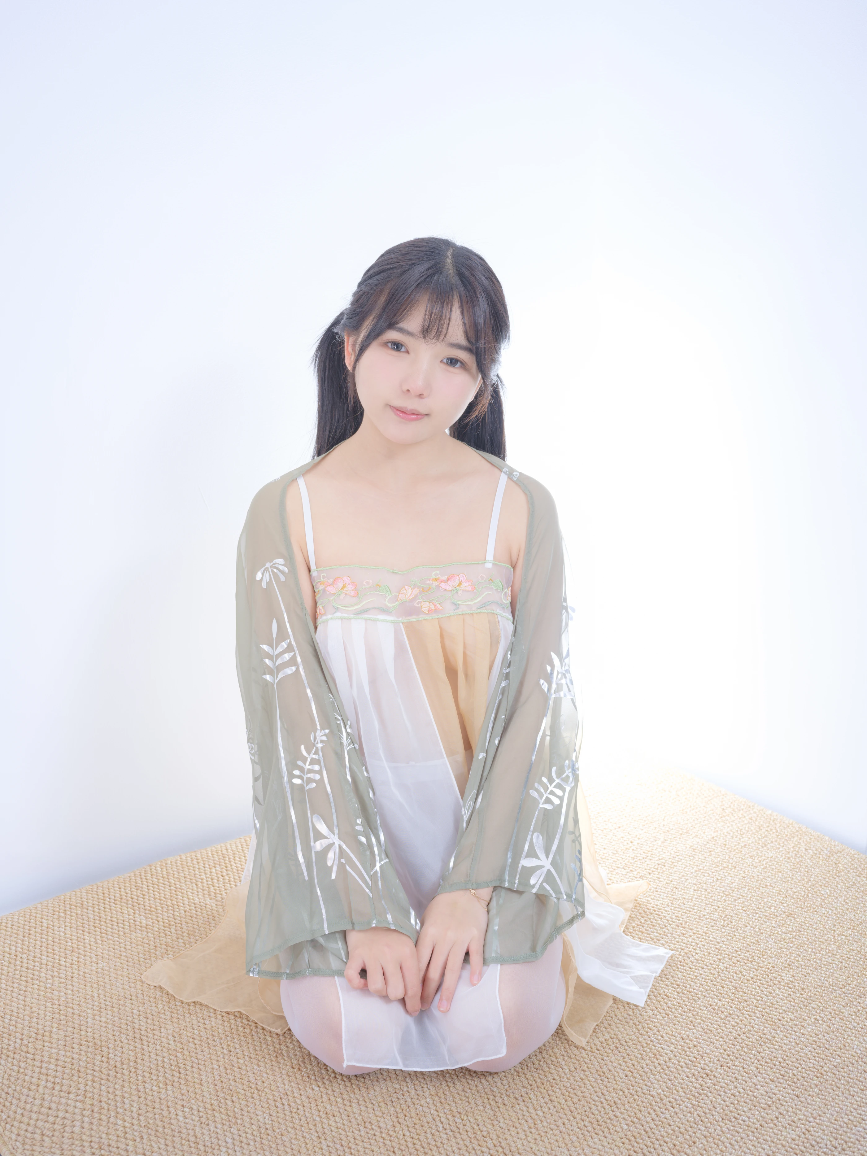 森萝财团 晴涩 16E4K [78P 1V] 0