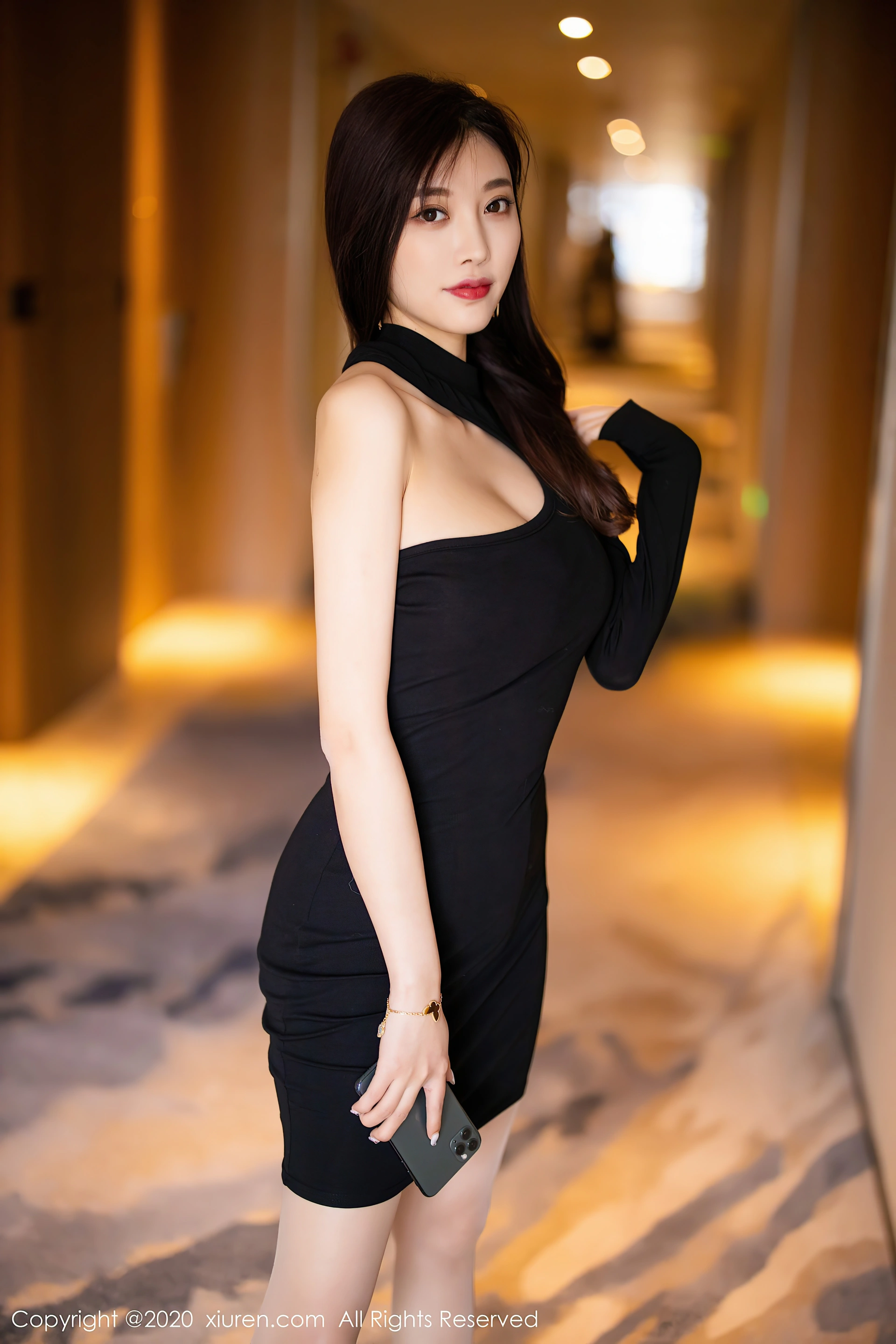 杨晨晨sugar - XIUREN秀人网 2020.11.03 VOL.2733 2