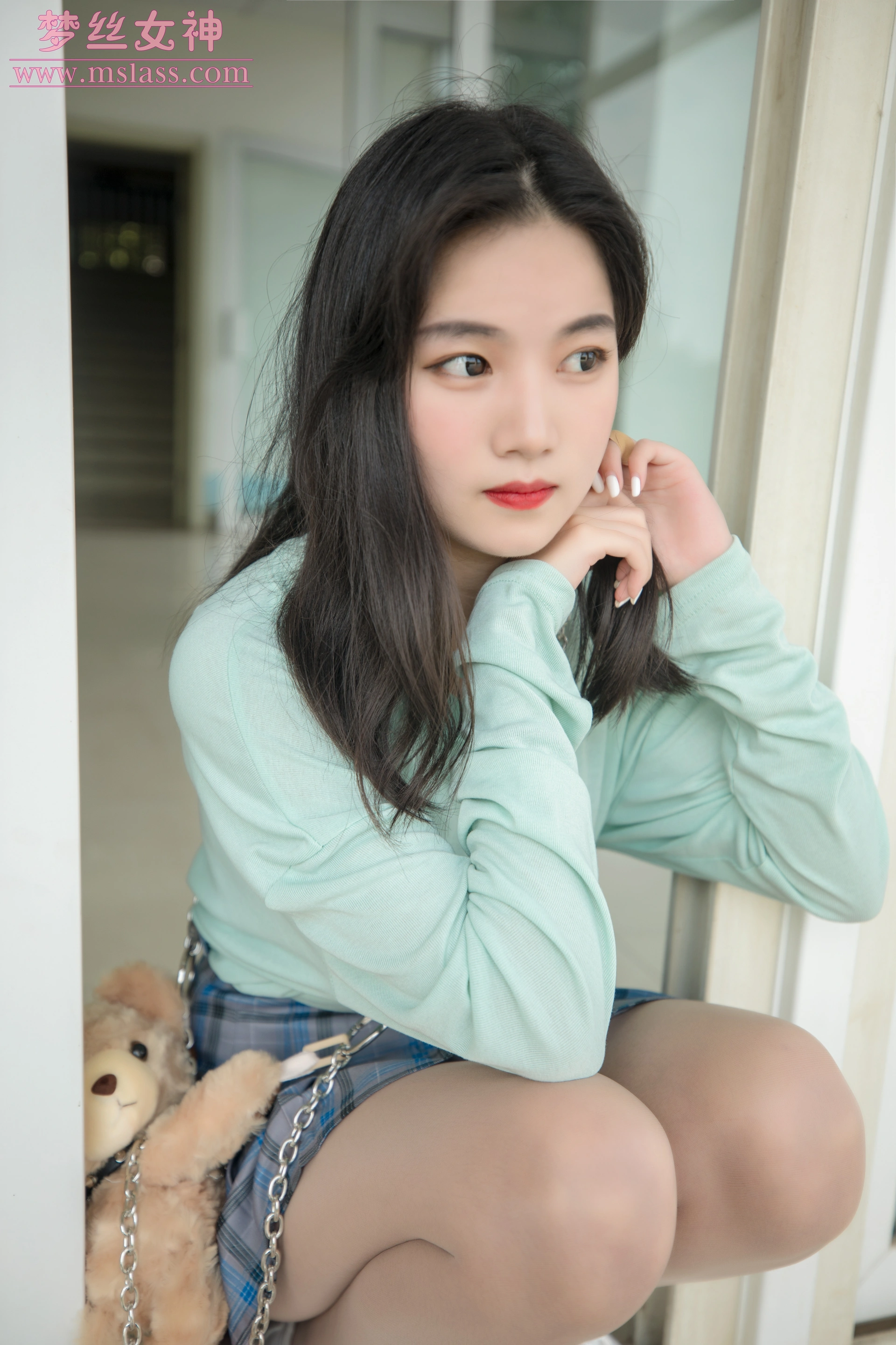 MSLASS梦丝女神 - 2019.06.12 NO.030 酥酥 恬静的小白鞋丝袜 2