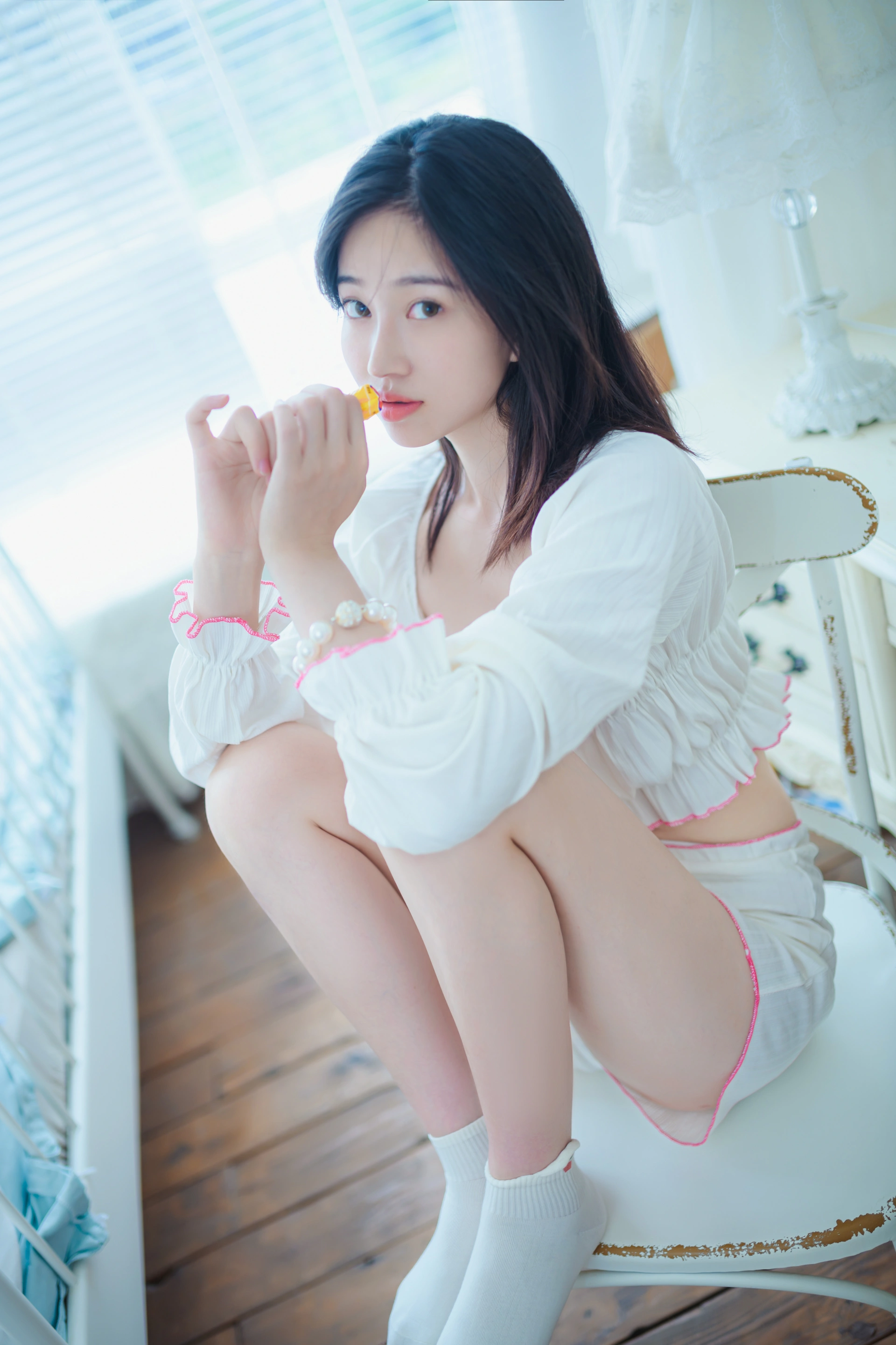 年年nnian – NO.063 爱吃棒棒糖的少女 2