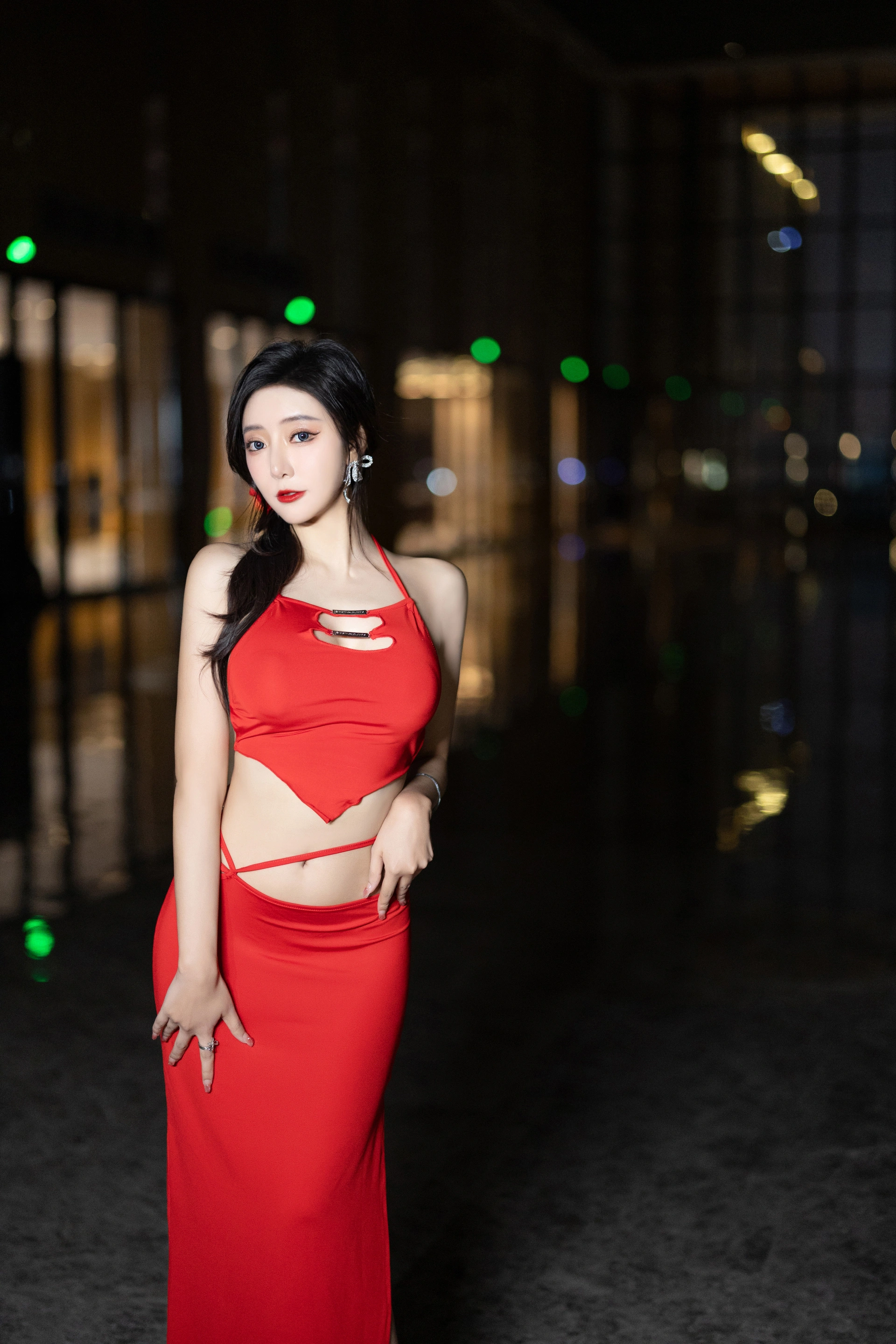 王馨瑶Yanni – NO.049 红色裙子拼杏色毛毛情趣 2
