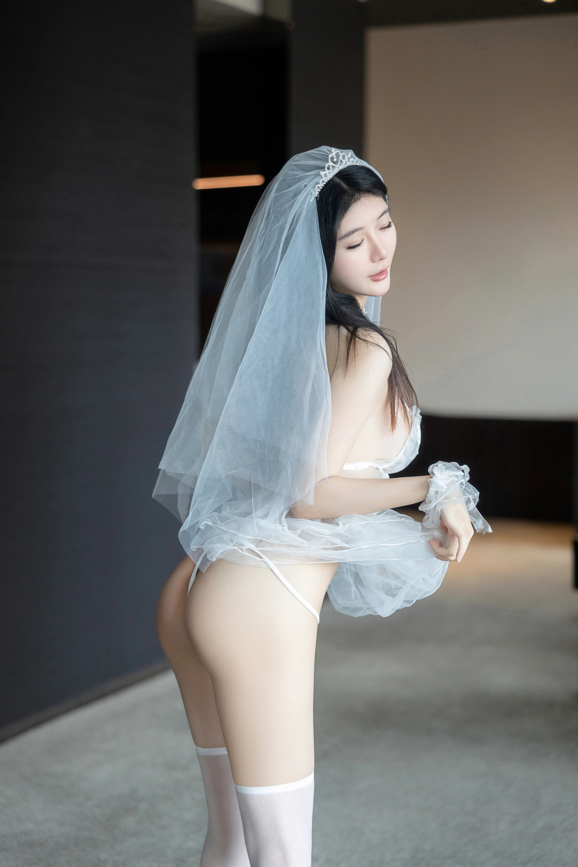 044.谢小蒽 – 内部私购  内购无水印 NO.7165 婚纱双跳蛋 2