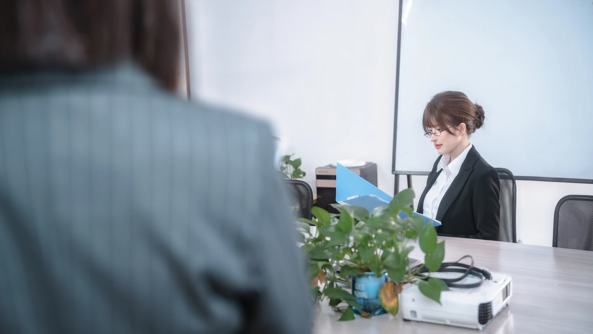 鹿八岁 – NO.014 女上司和女下属~ 0