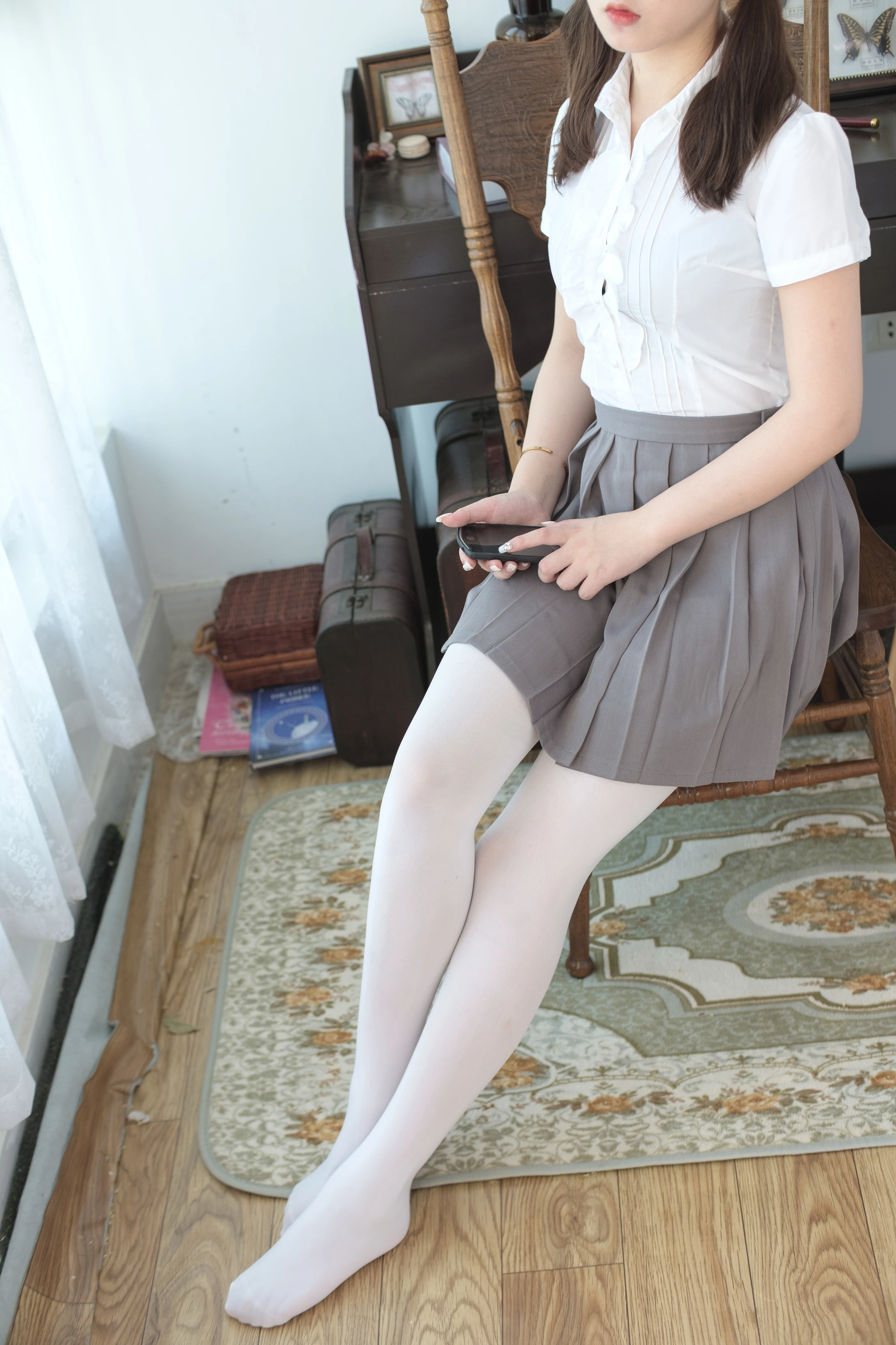 森萝财团 [BETA-020] 白丝美少女 [71P] 1