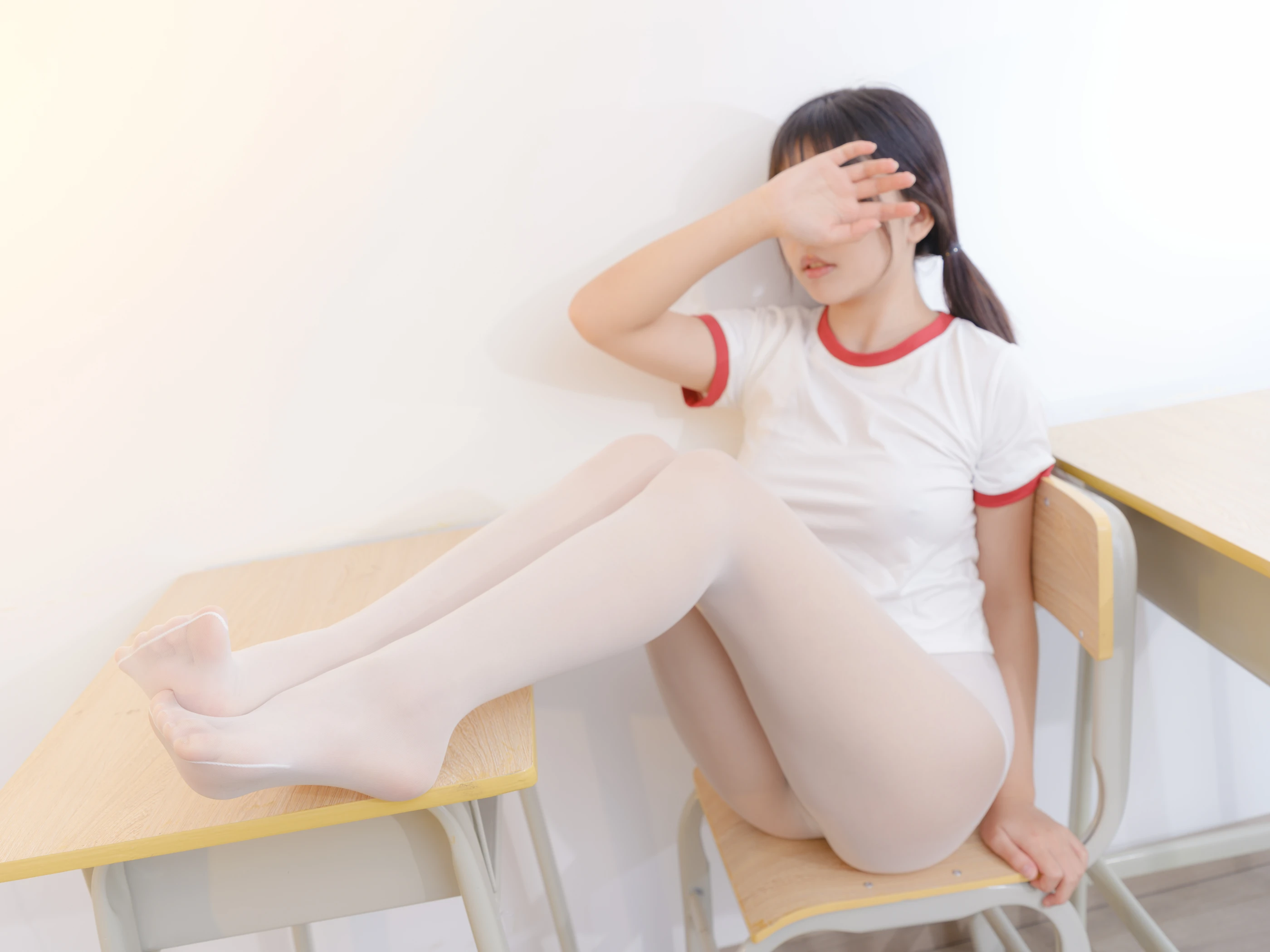 森萝财团 晴涩 -18E4K [106P 1V] 0